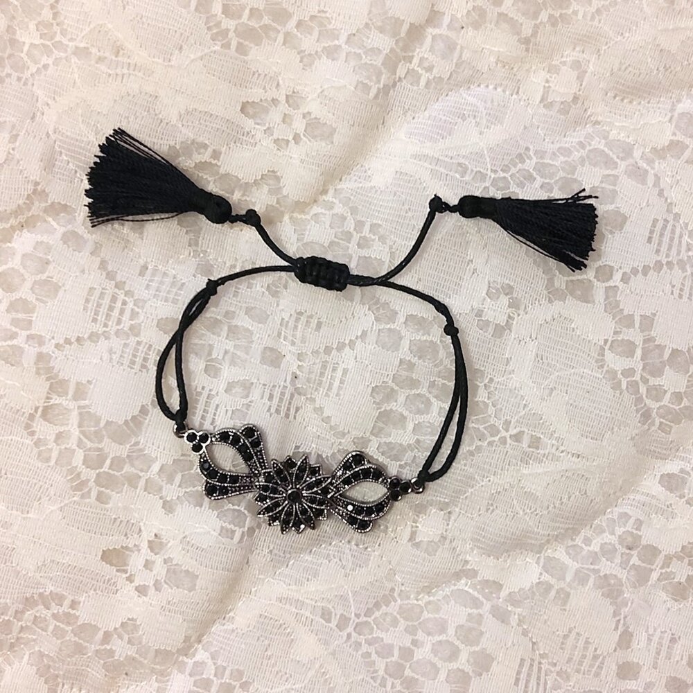 Vintage NEW Black Onyx Silver Tone Charm Handmade Black Thread Bracelet